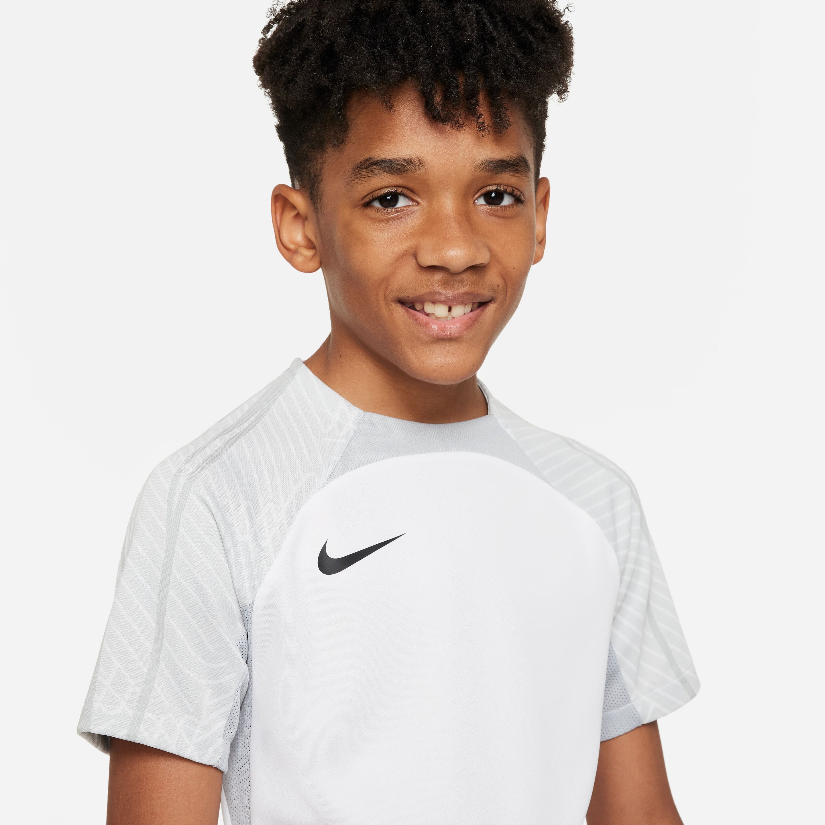 Dri-FIT Strike kids short
