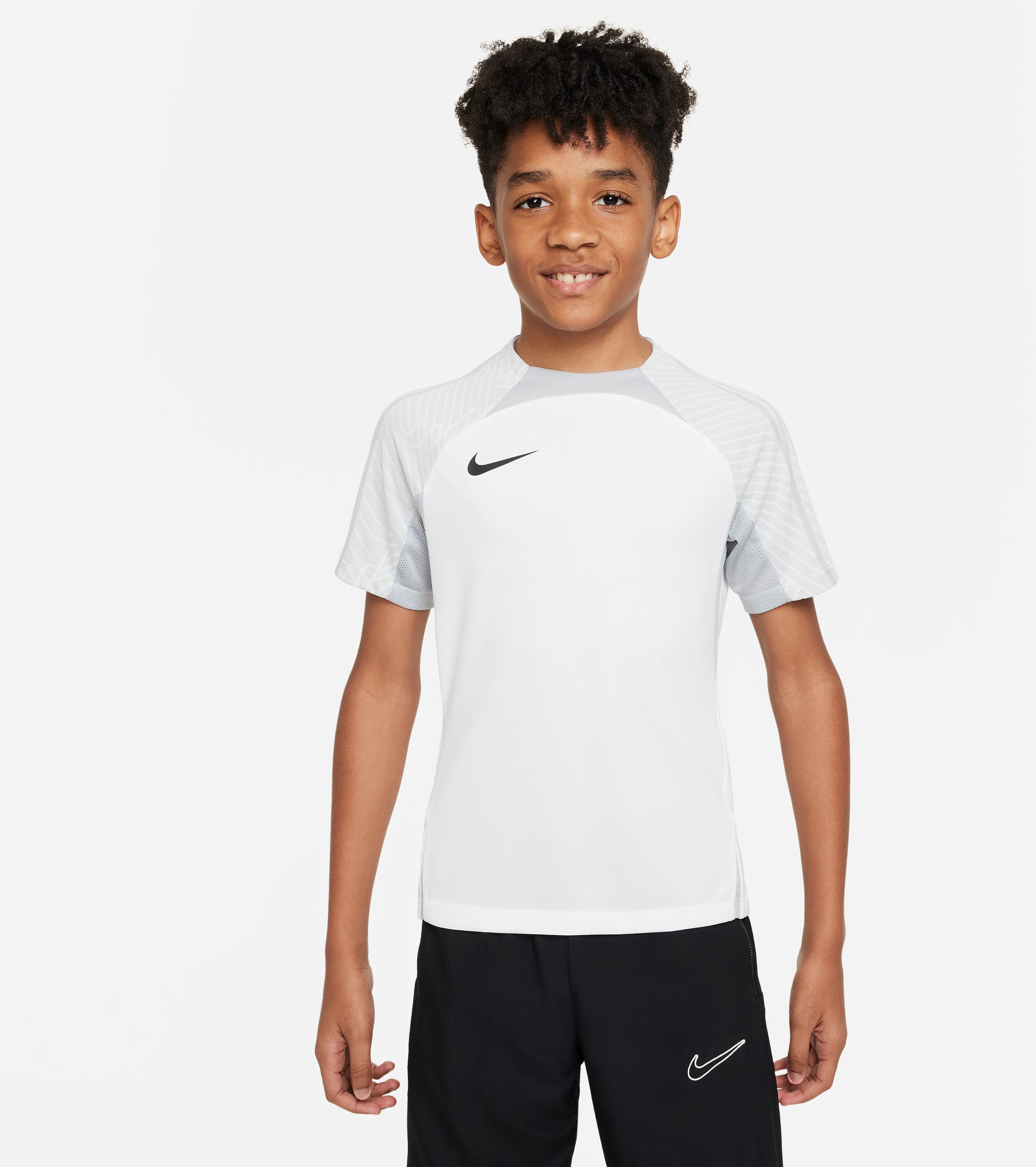 Dri-FIT Strike kids short