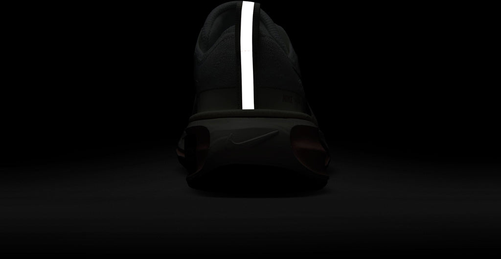 ZoomX Invincible Run 3 hardloopschoenen