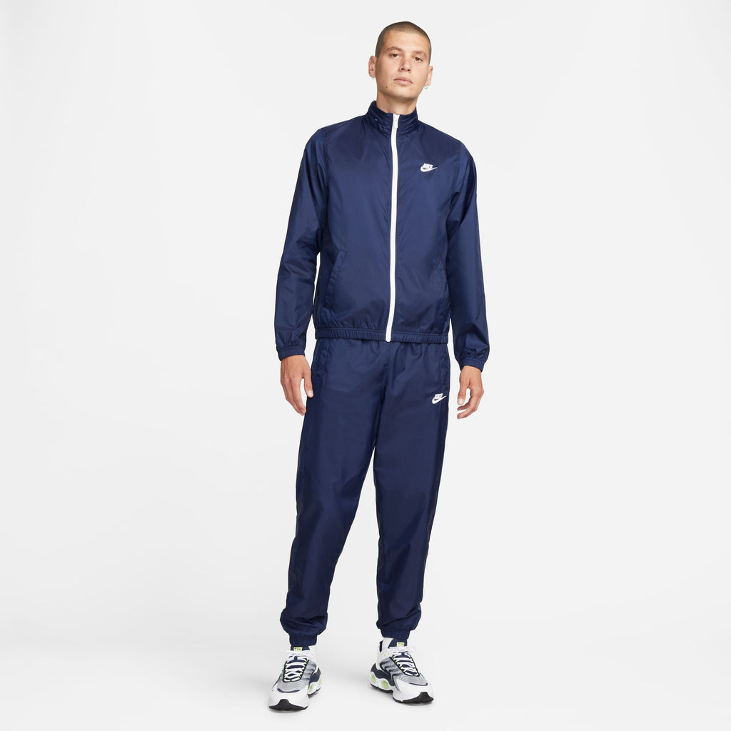 Sportswear Sport Essentials tracksuit