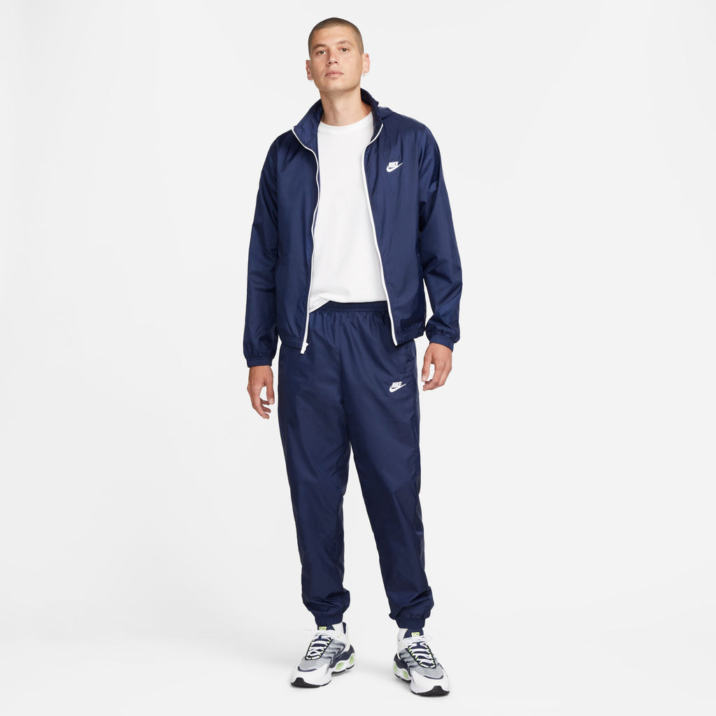 Sportswear Sport Essentials tracksuit
