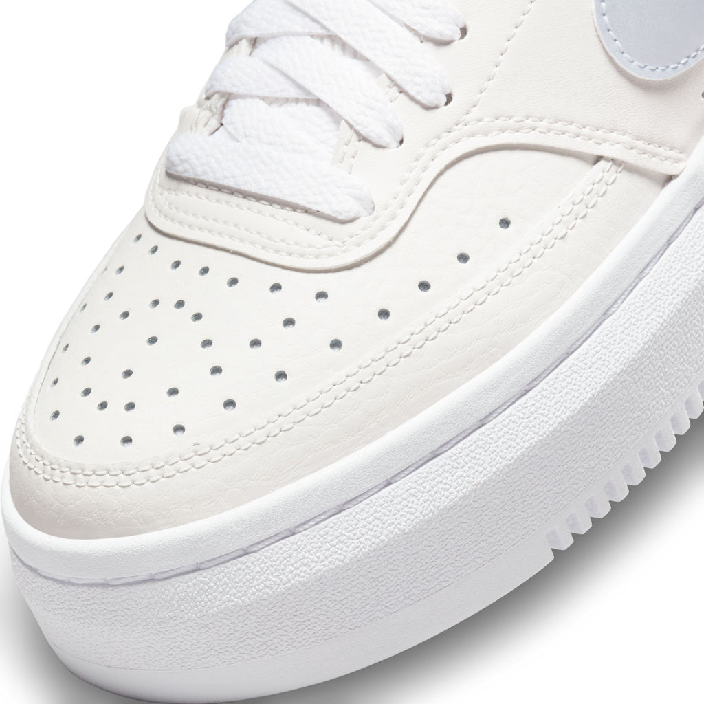 Court Vision Alta sneakers
