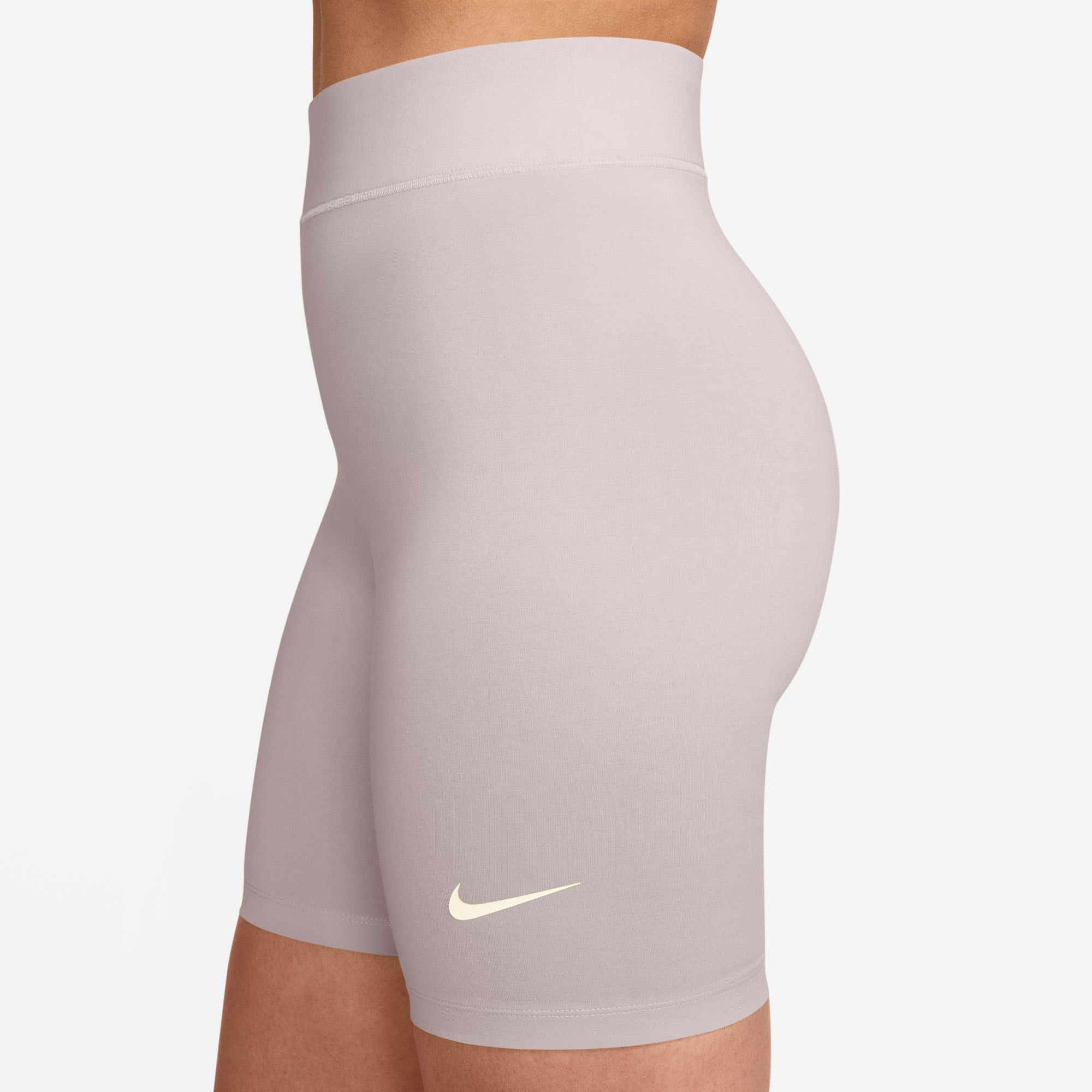 Classic High-Waisted 8" bikershort