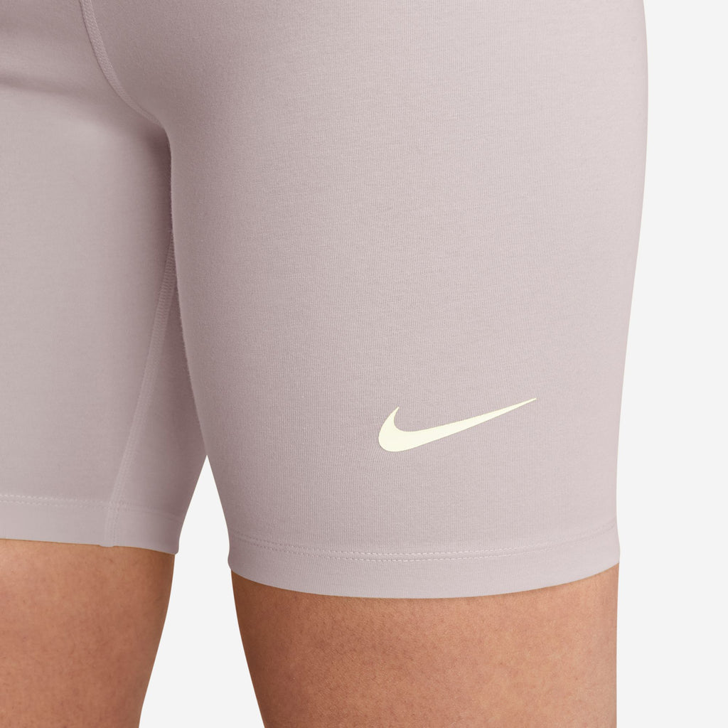 Classic High-Waisted 8" bikershort