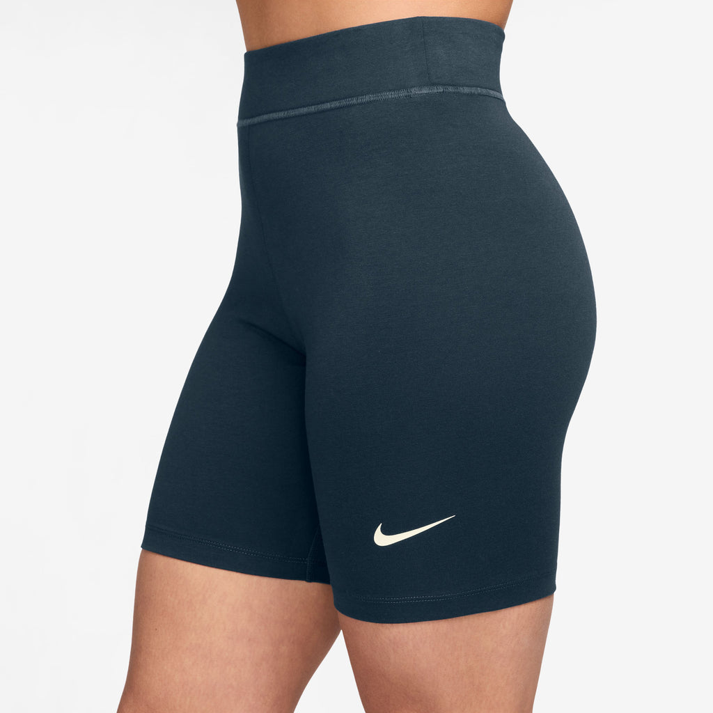 Classic High-Waisted 8" bikershort