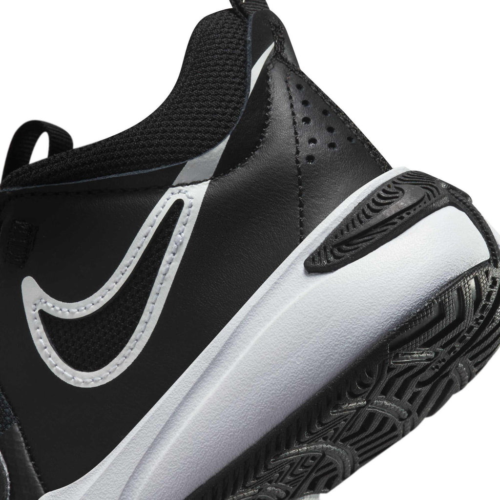 Team Hustle D 11 kids sneakers