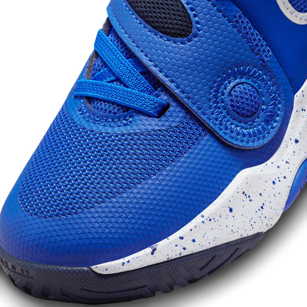 Team Hustle D 11 kids sneakers