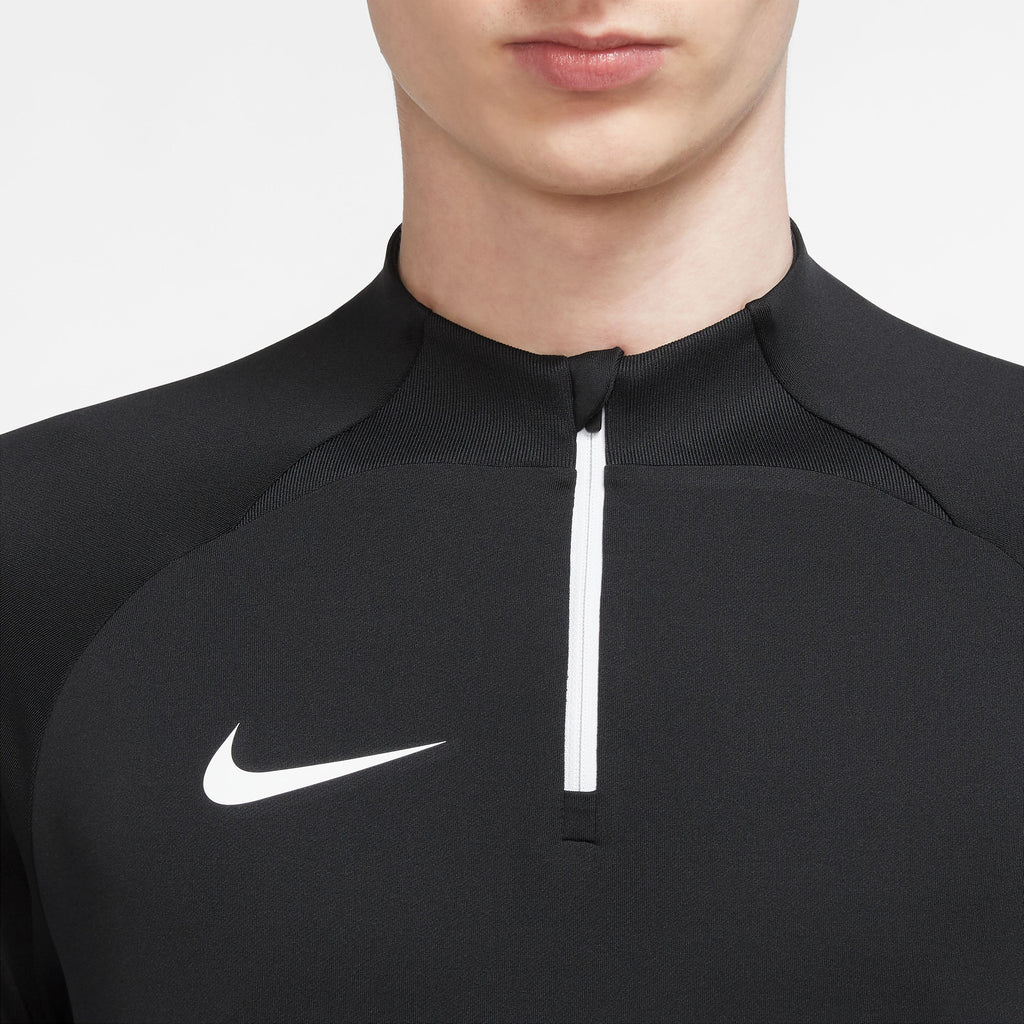 Dri-FIT Strike longsleeve