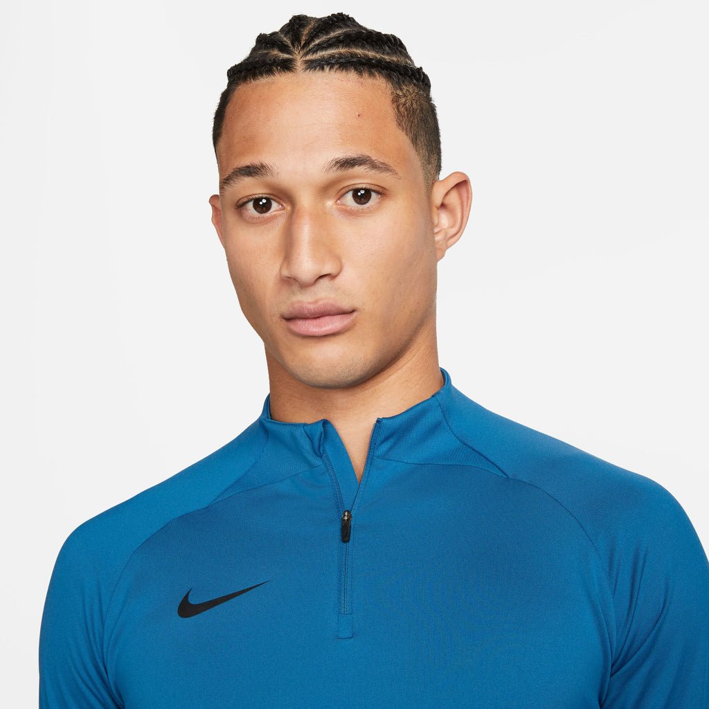 Dri-FIT Strike longsleeve