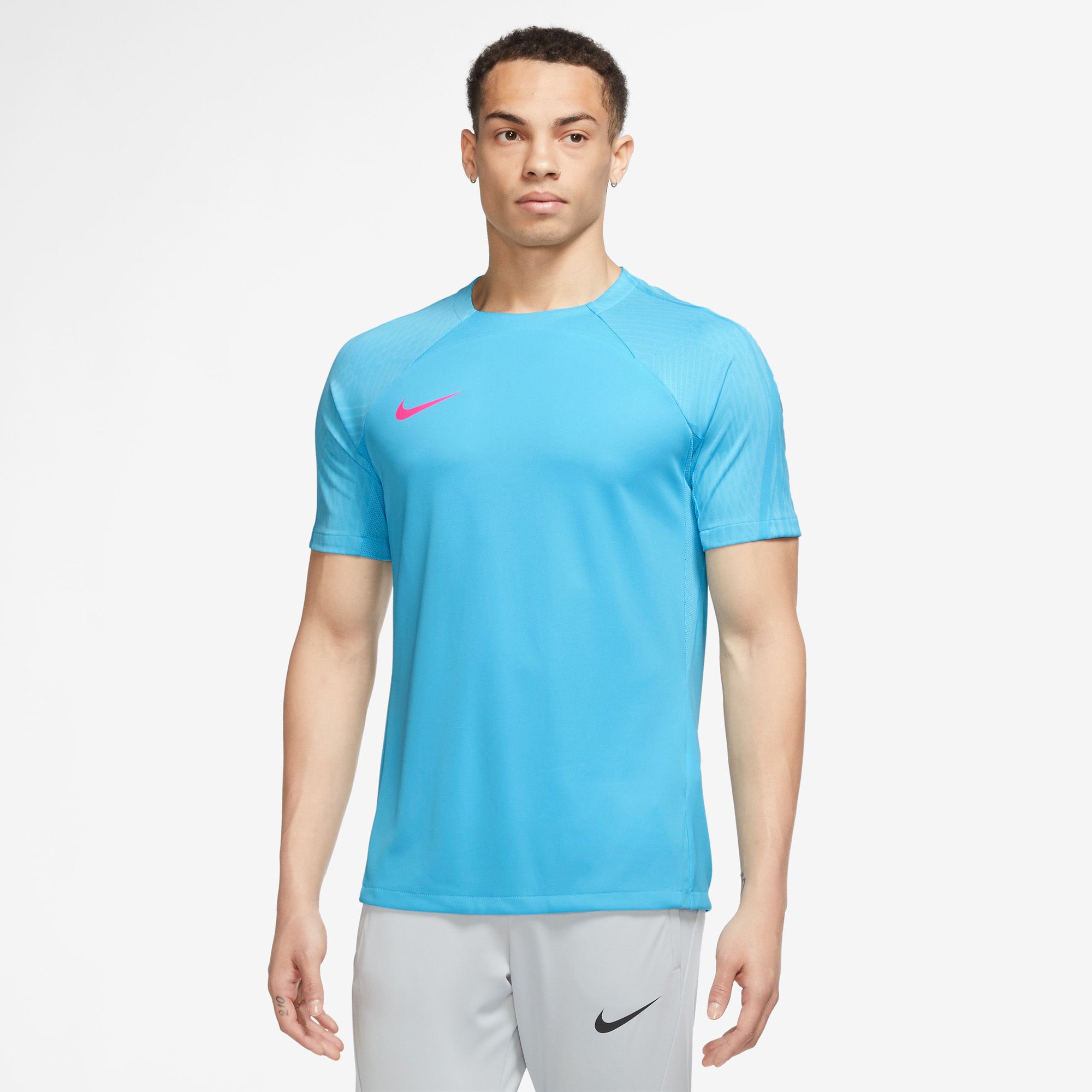 Dri-FIT Strike shirt