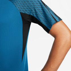 Dri-FIT Strike shirt