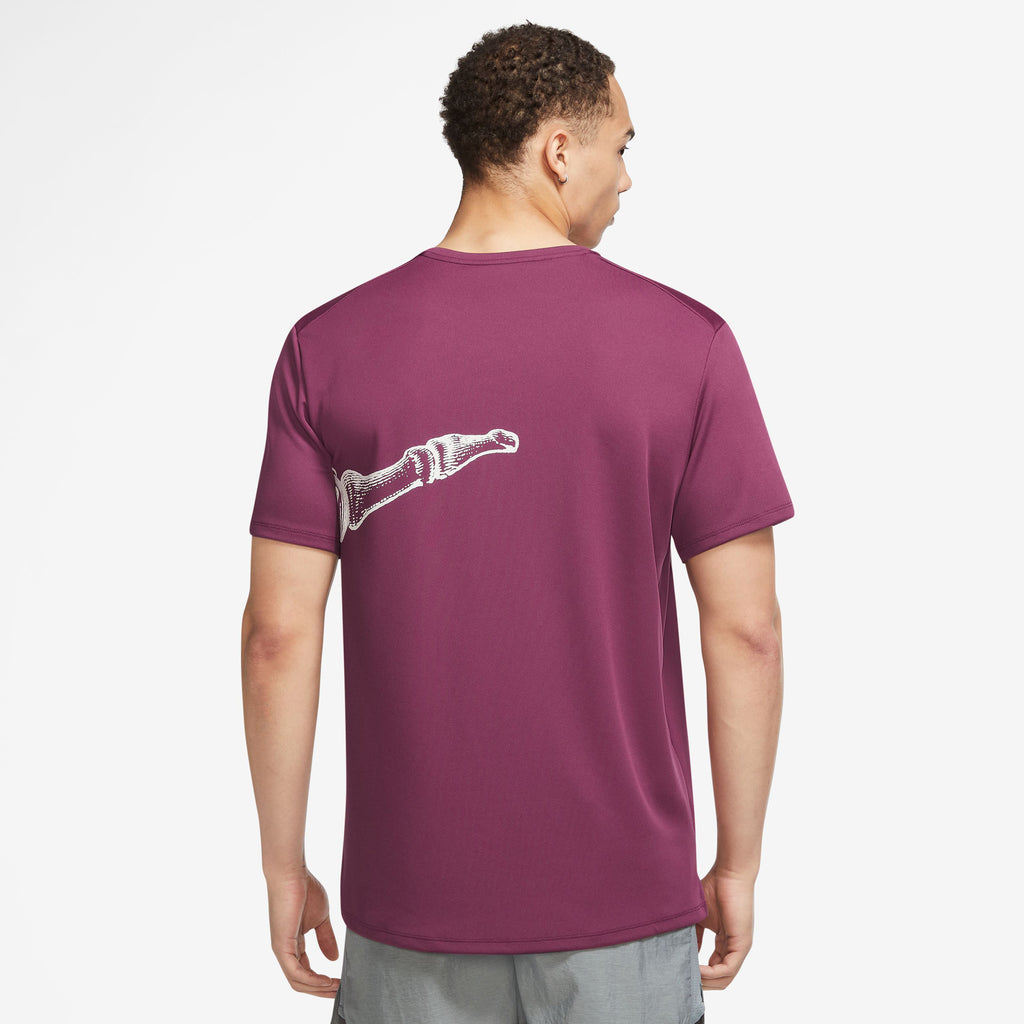 Dri-FIT UV Run Division shirt