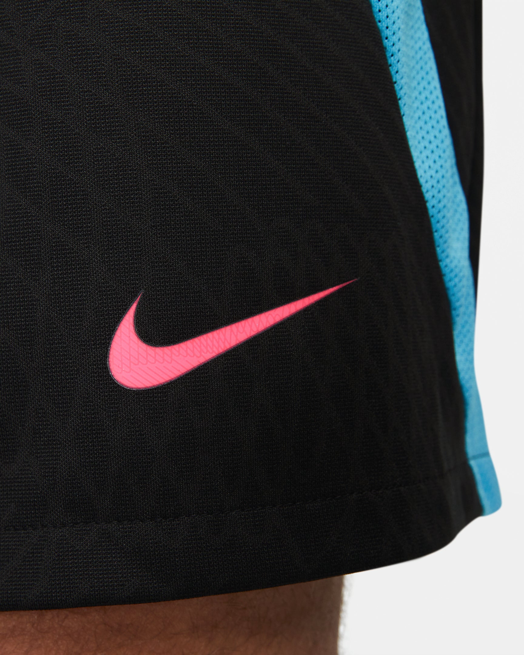 Dri-FIT Strike short