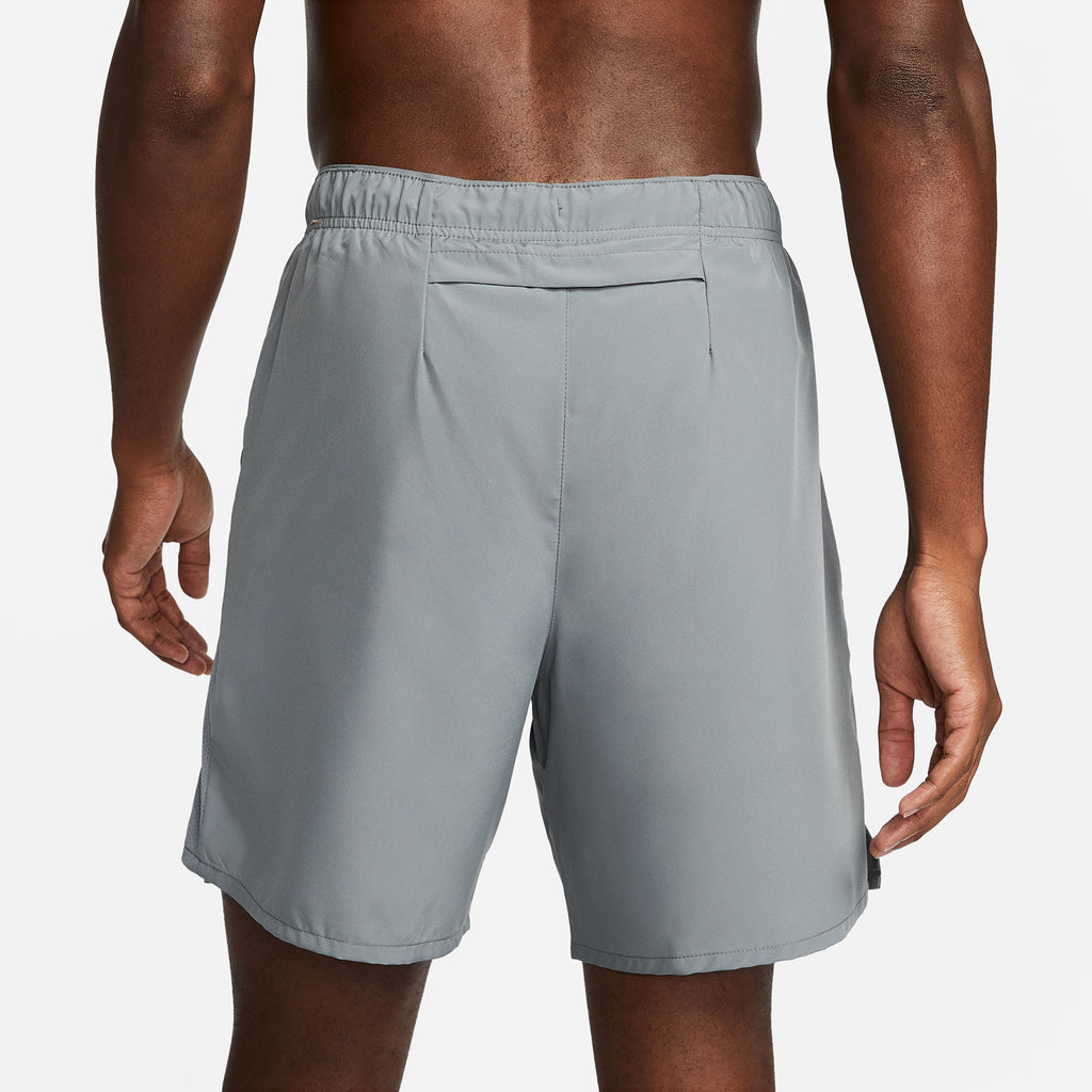 Challenger Dri-FIT 2-in-1 short