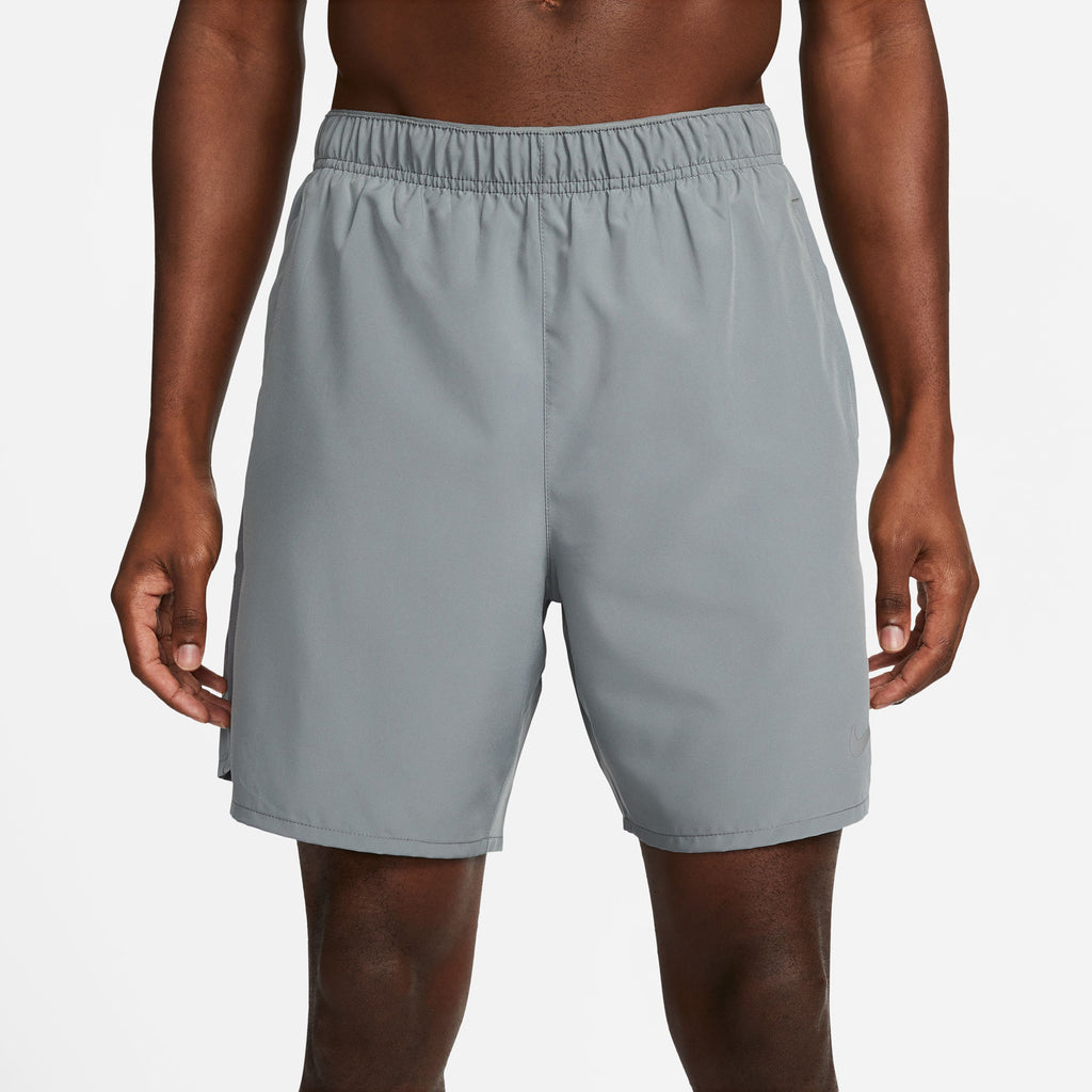 Challenger Dri-FIT 2-in-1 short