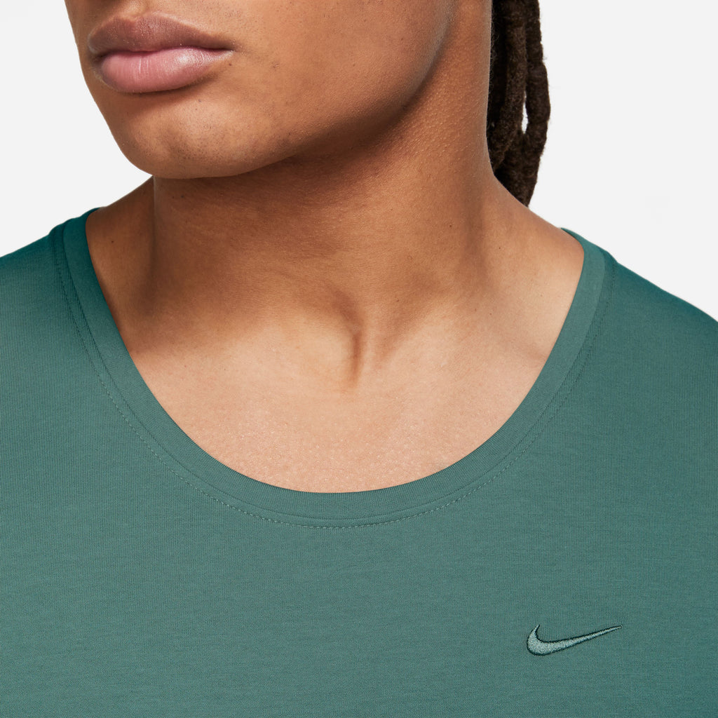 Dri-FIT Primary top