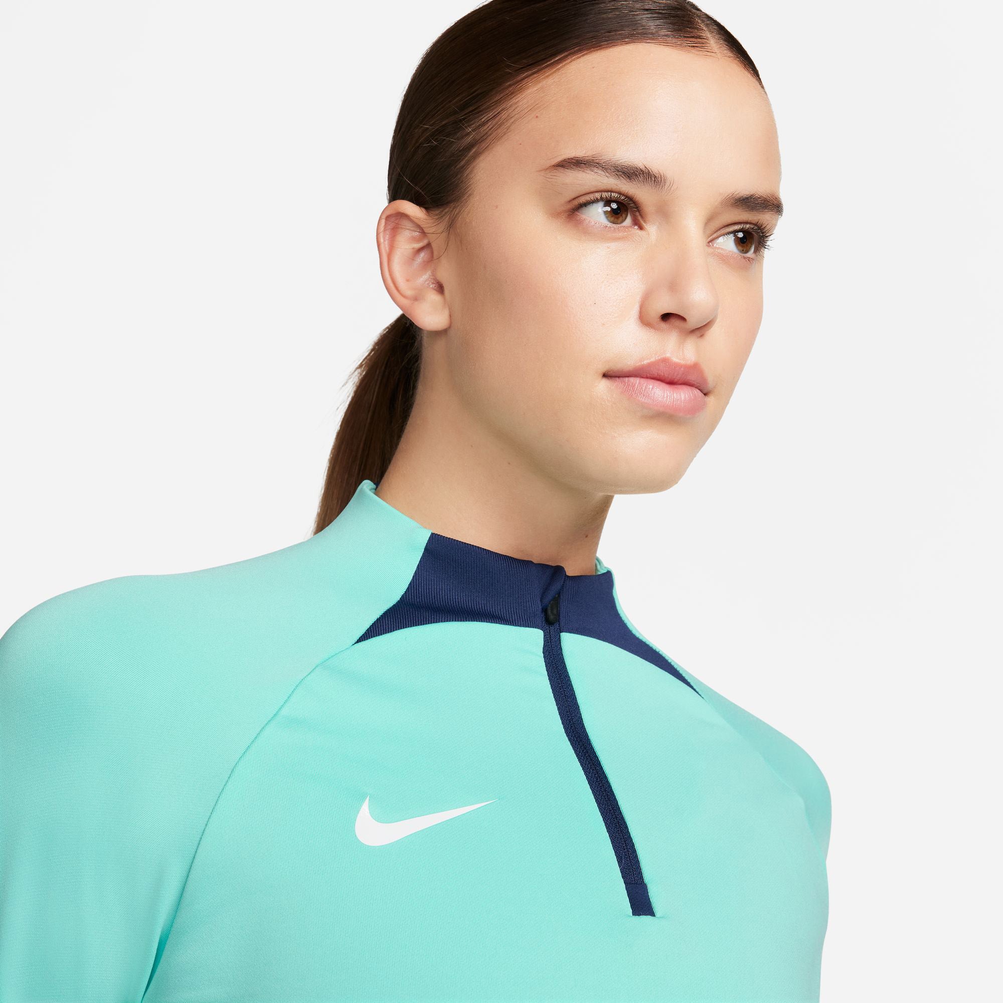 Dri-FIT Strike longsleeve
