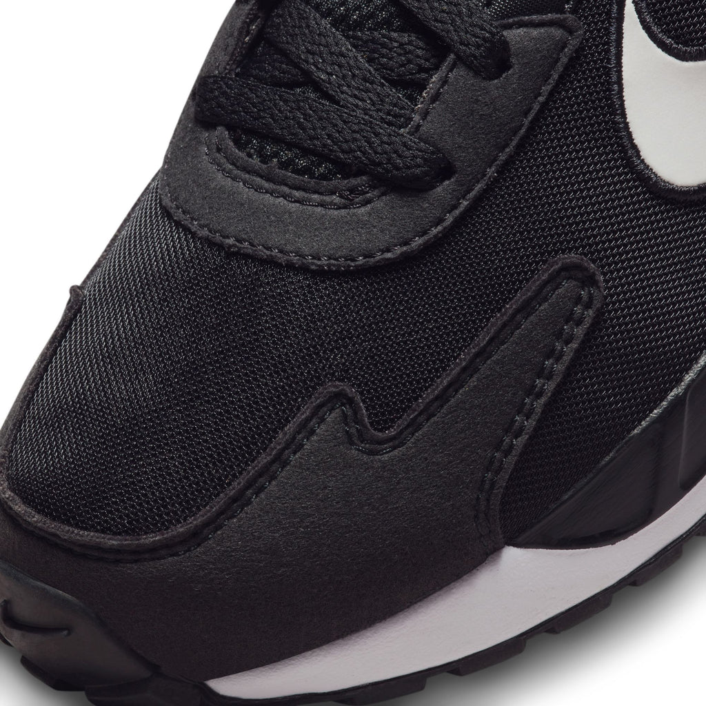 Air Max Solo sneakers