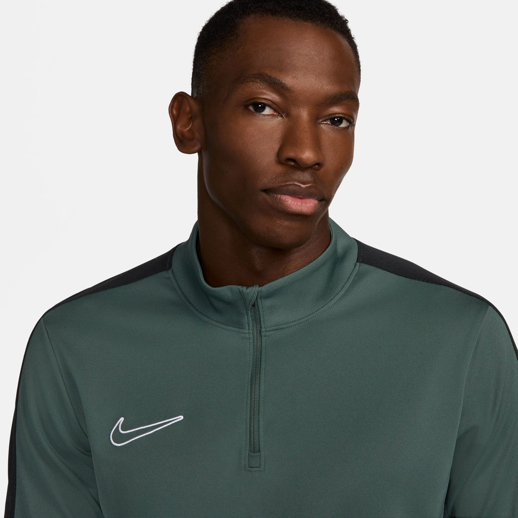 Dri-FIT Academy longsleeve