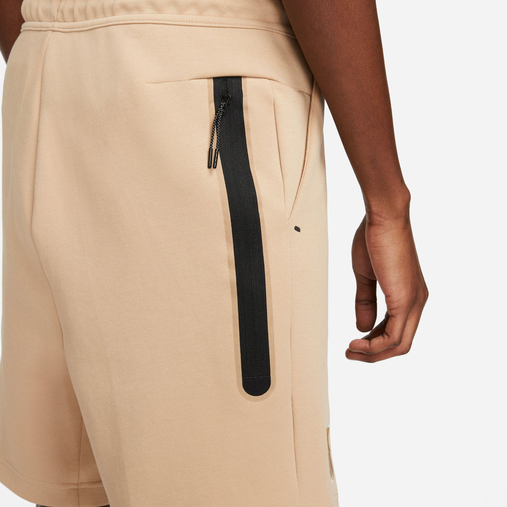 FC Barcelona Tech Fleece short