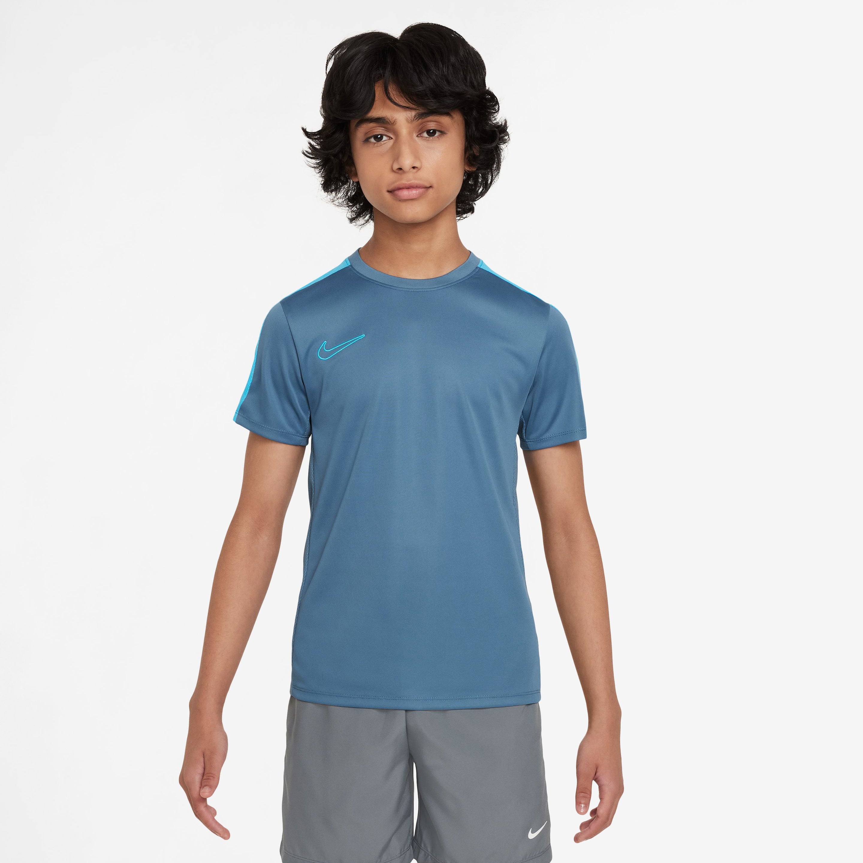 Dri-FIT Academy shirt