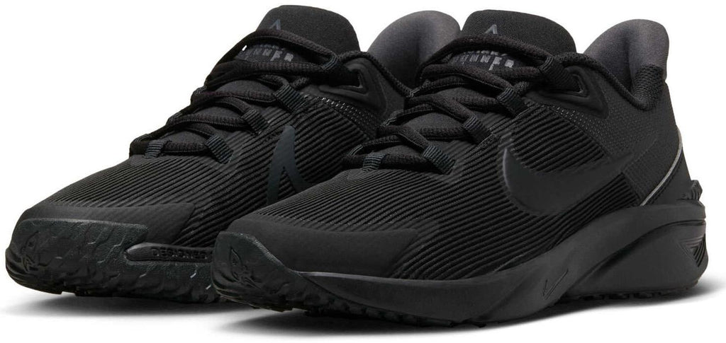 Star Runner 4 kids sneakers
