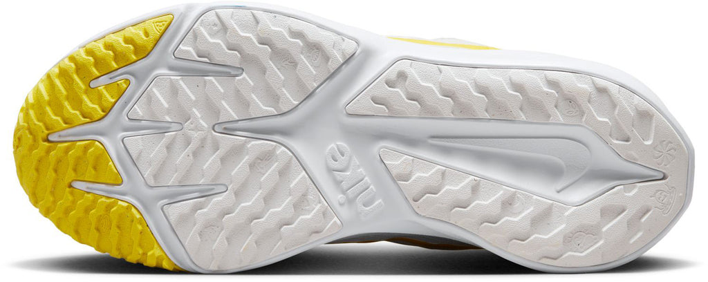 Star Runner 4 kids sneakers