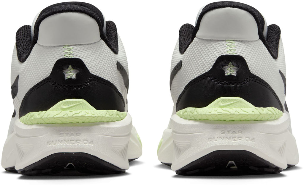 Star Runner 4 kids sneakers