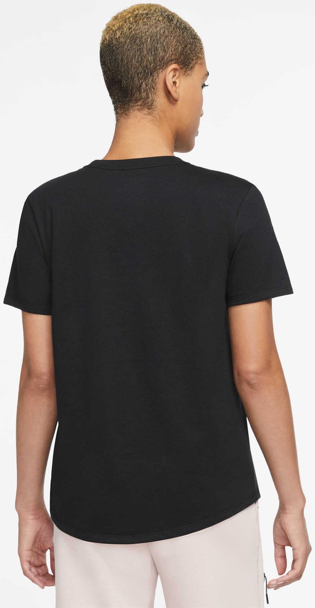 Sportswear Essentials t-shirt