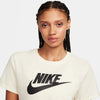 Sportswear Essentials t-shirt