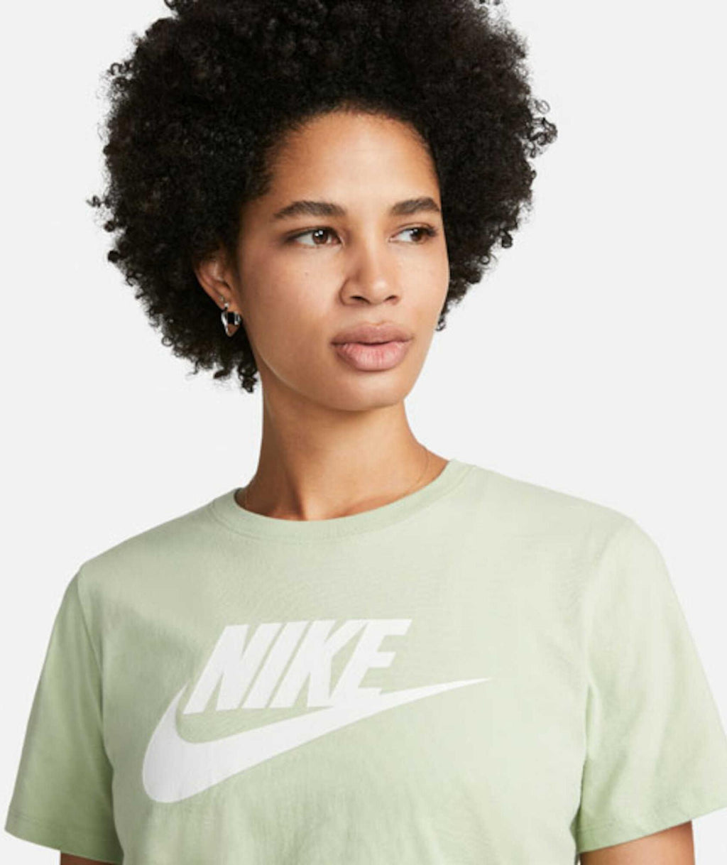 Sportswear Essentials t-shirt