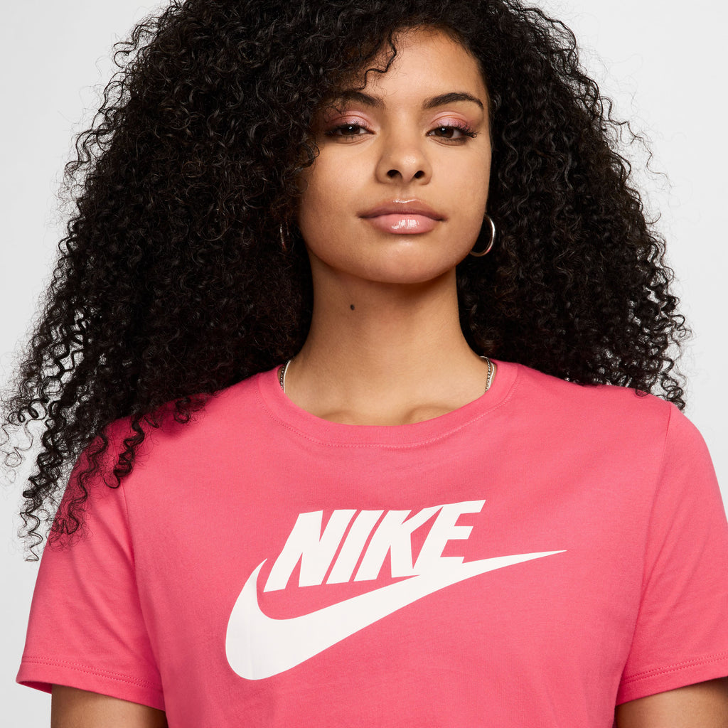 Sportswear Essentials t-shirt
