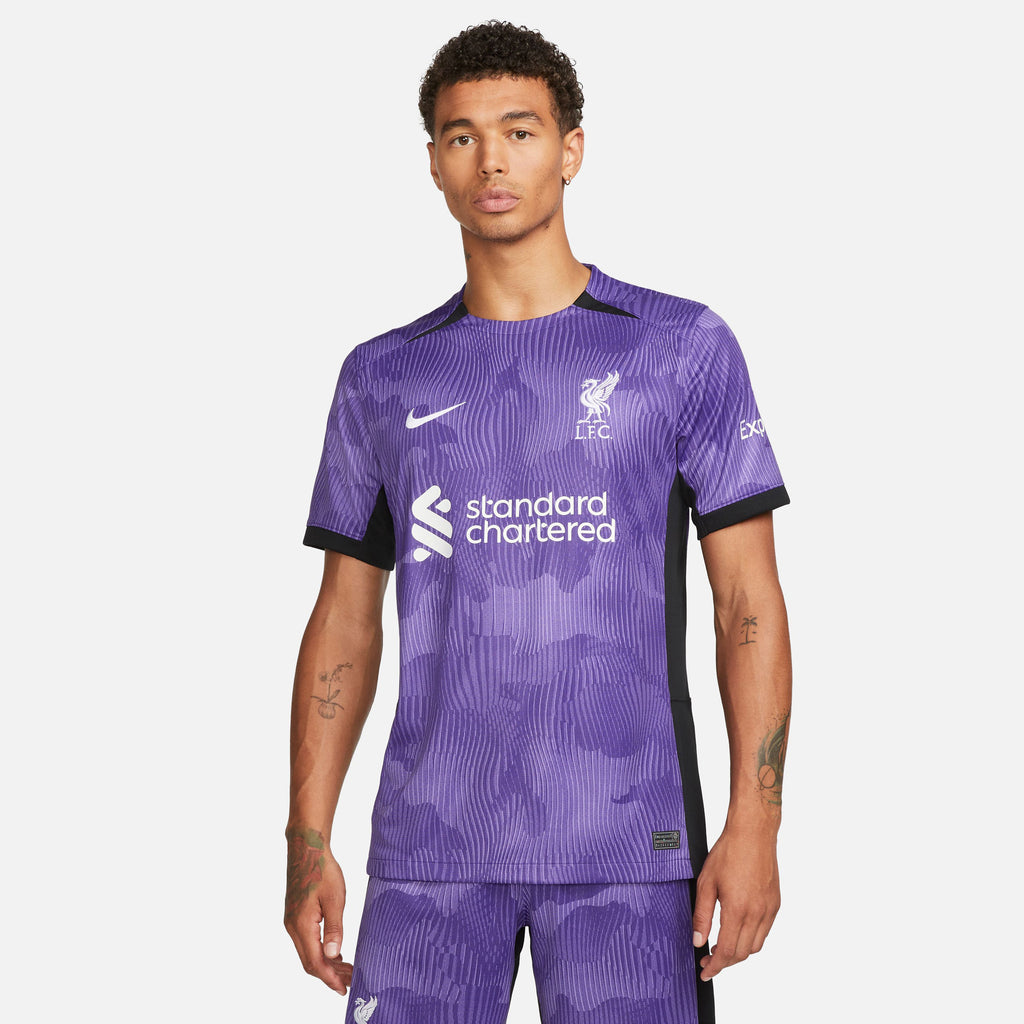Liverpool FC 2023/24 Stadium trainingsshirt
