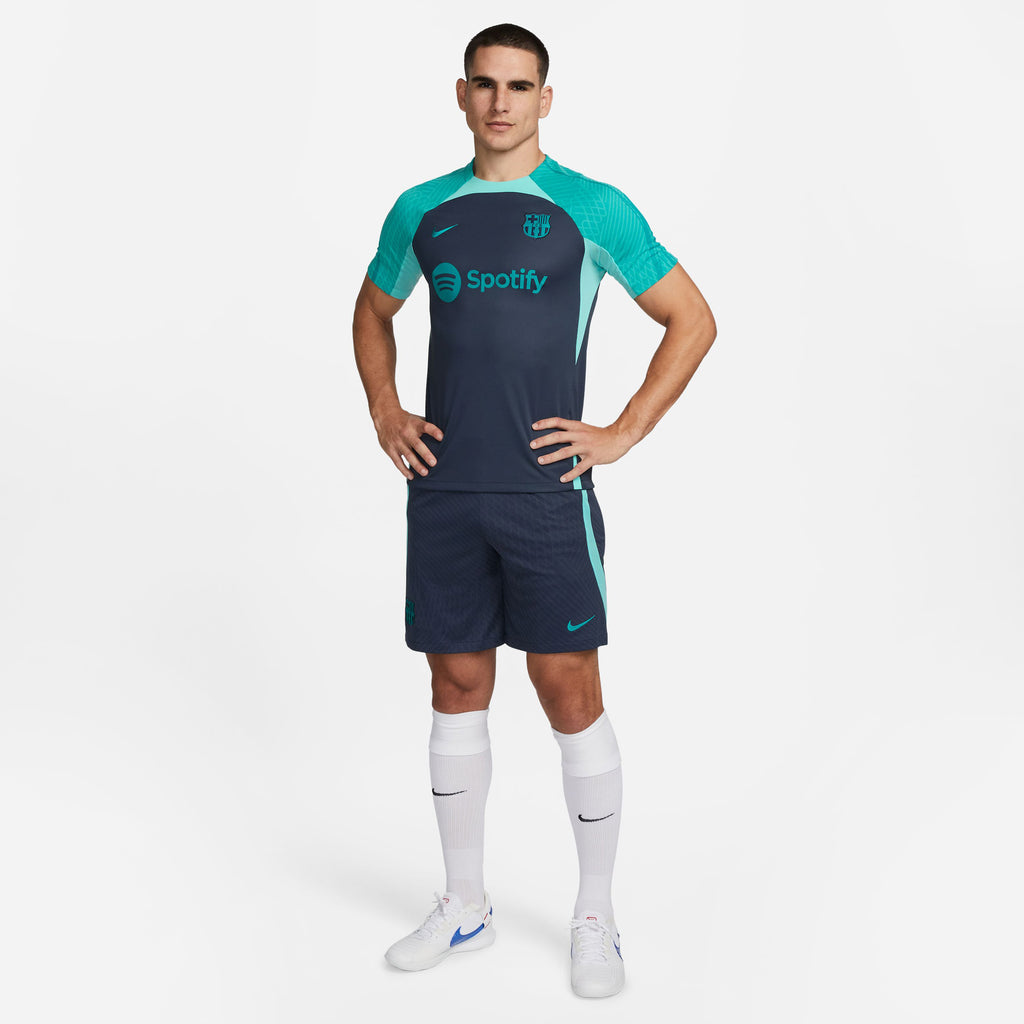 FC Barcelona Strike 2023/24 shirt