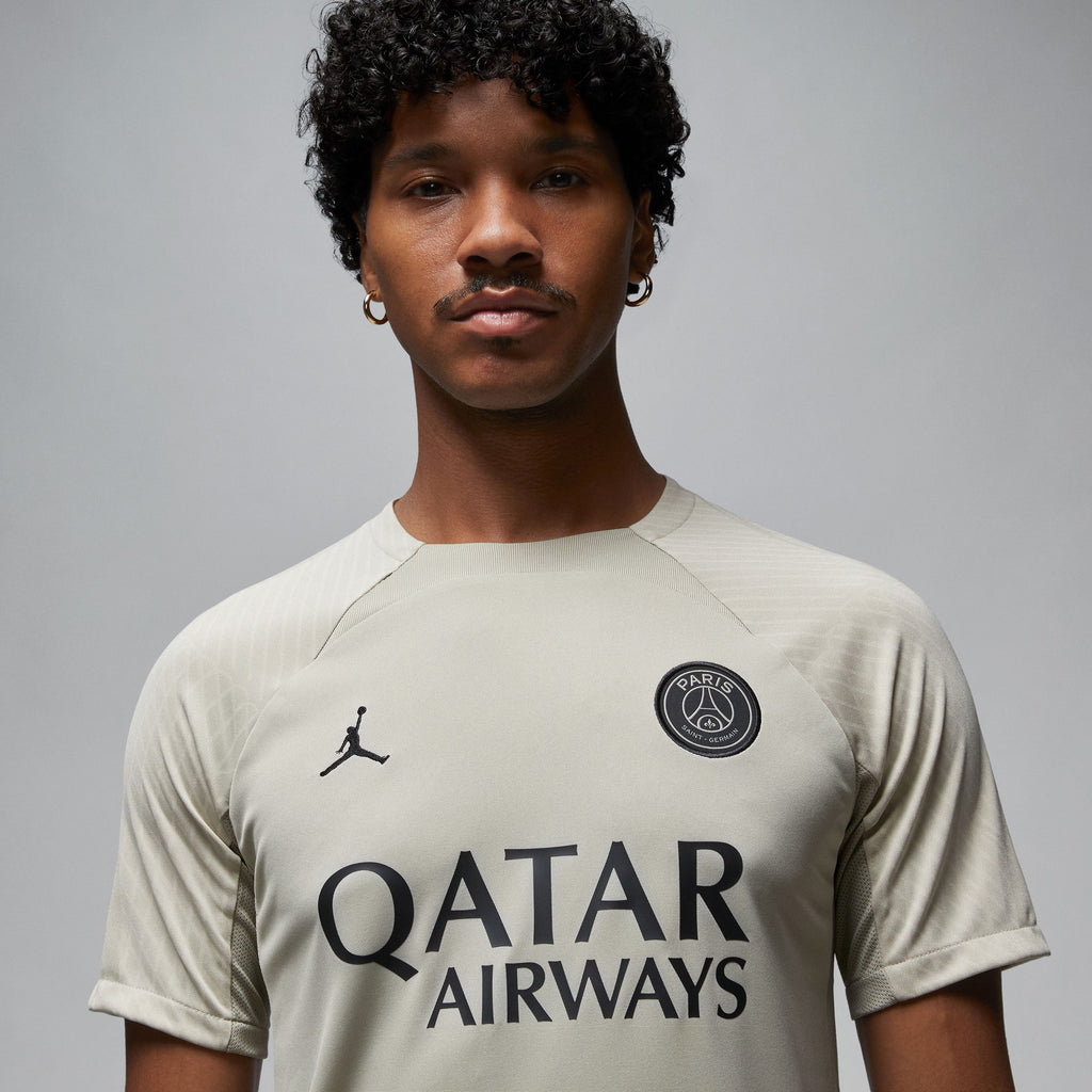 Paris Saint-Germain strike shirt