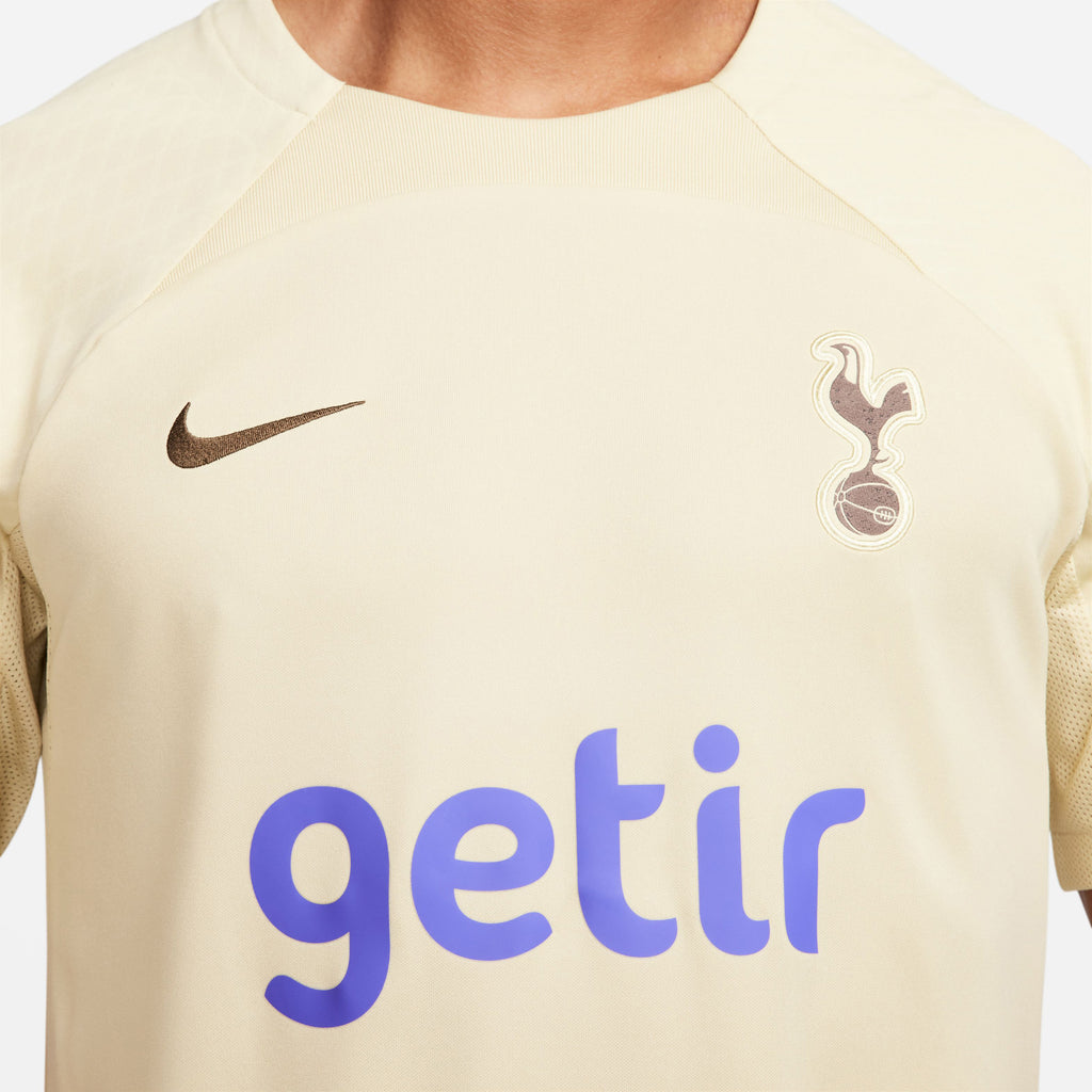 Tottenham Hotspur FC Strike shirt
