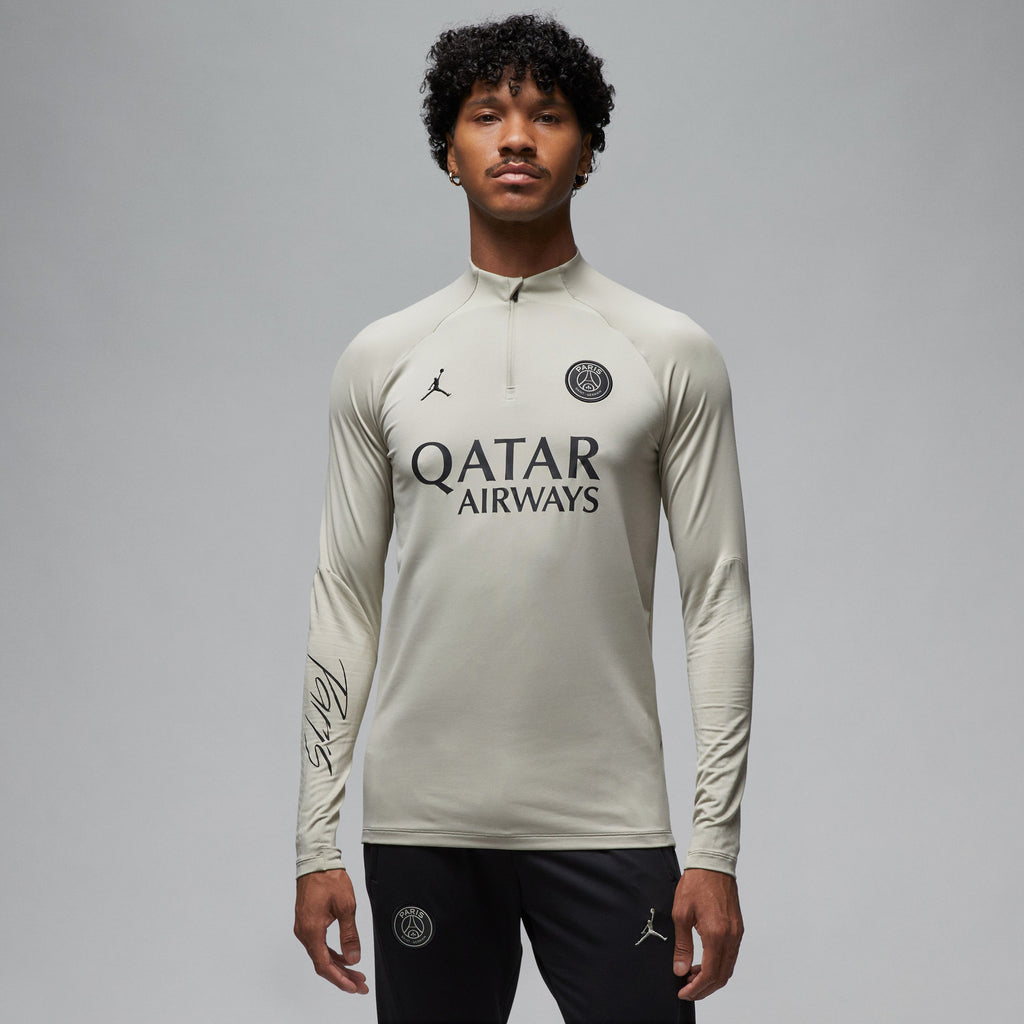 Paris Saint-Germain Strike top