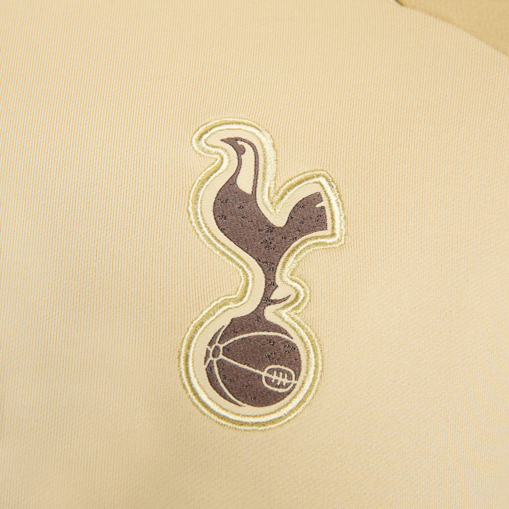 Tottenham Hotspur FC Strike shirt