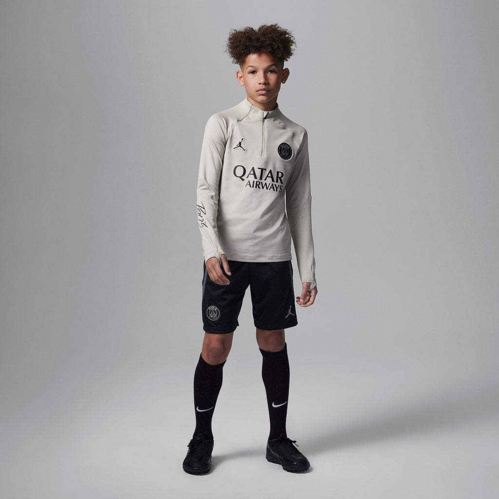 Paris Saint-Germain Strike shirt