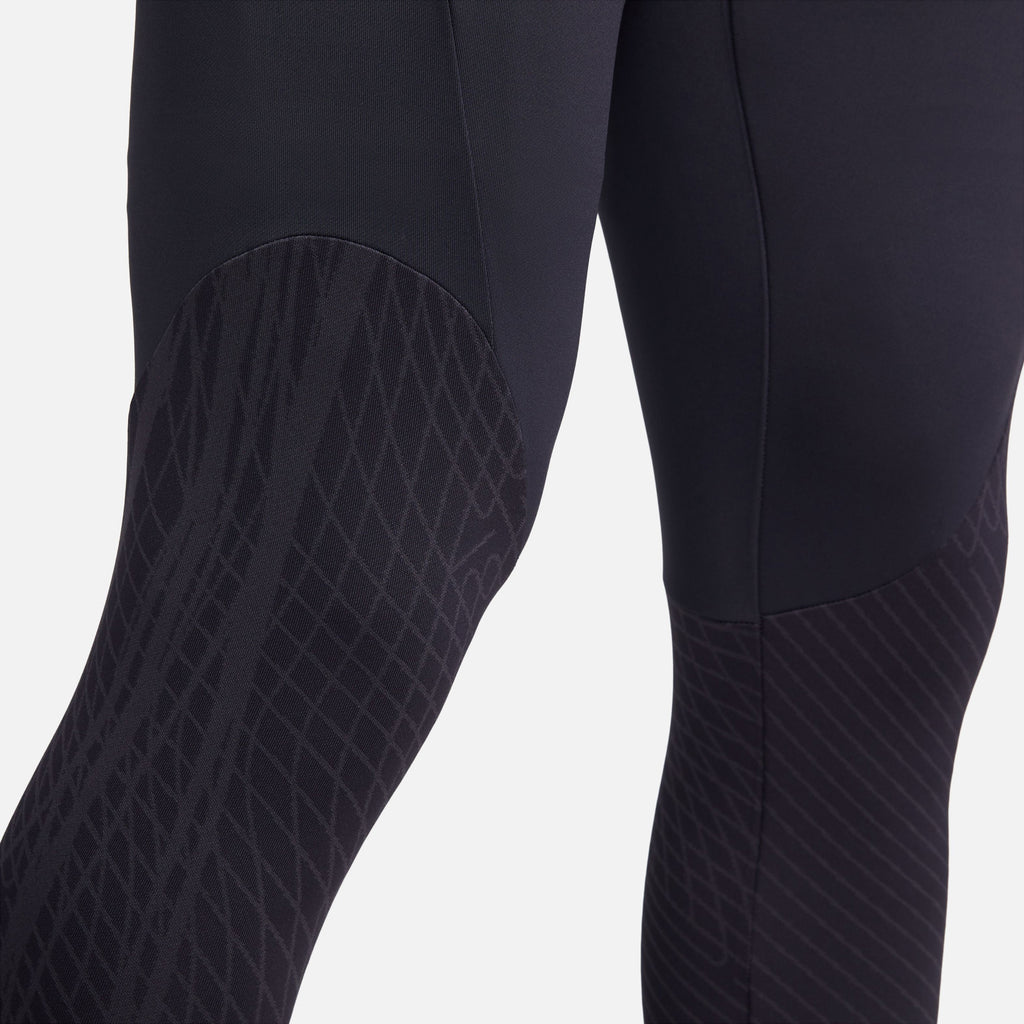 Liverpool FC strike broek