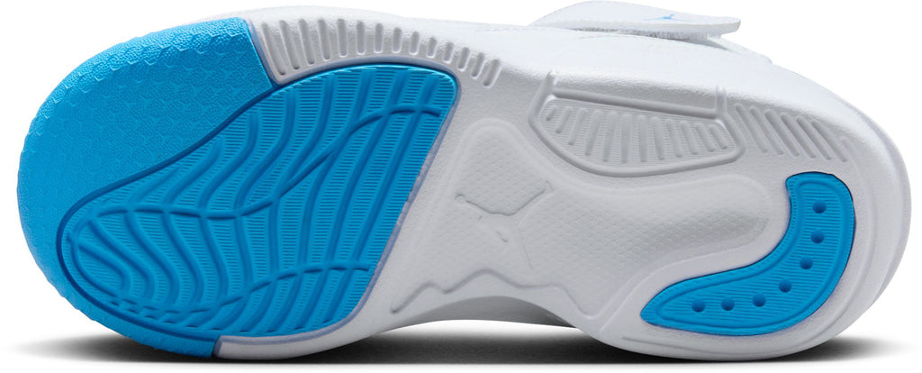 Jordan Max Aura 5 kids sneakers