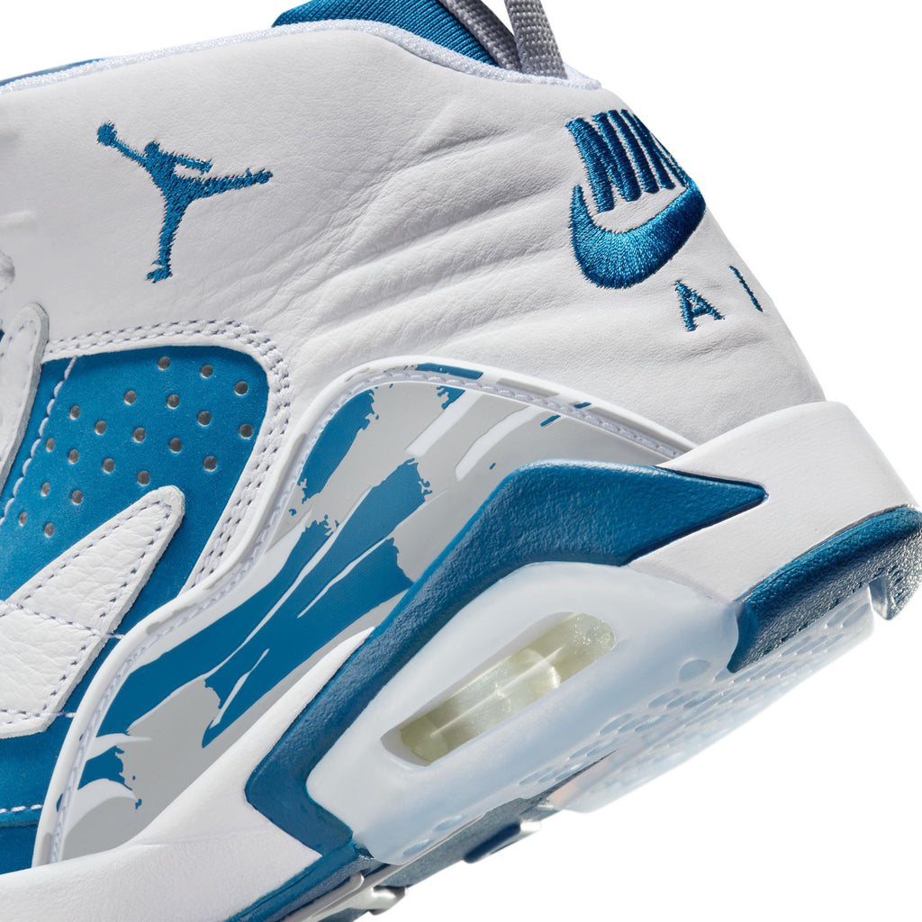 Jumpman 3-peat sneakers
