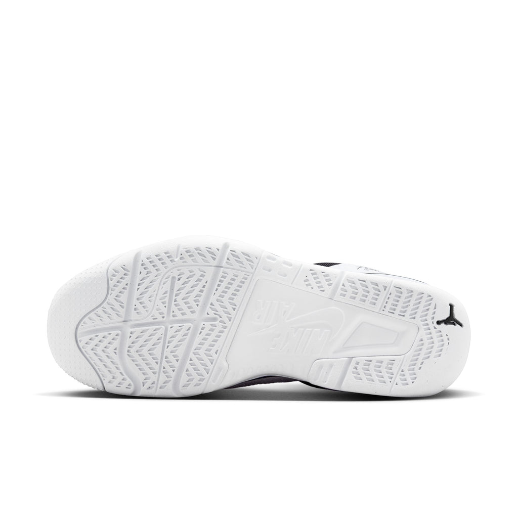 Jordan Stay Loyal 3 sneakers