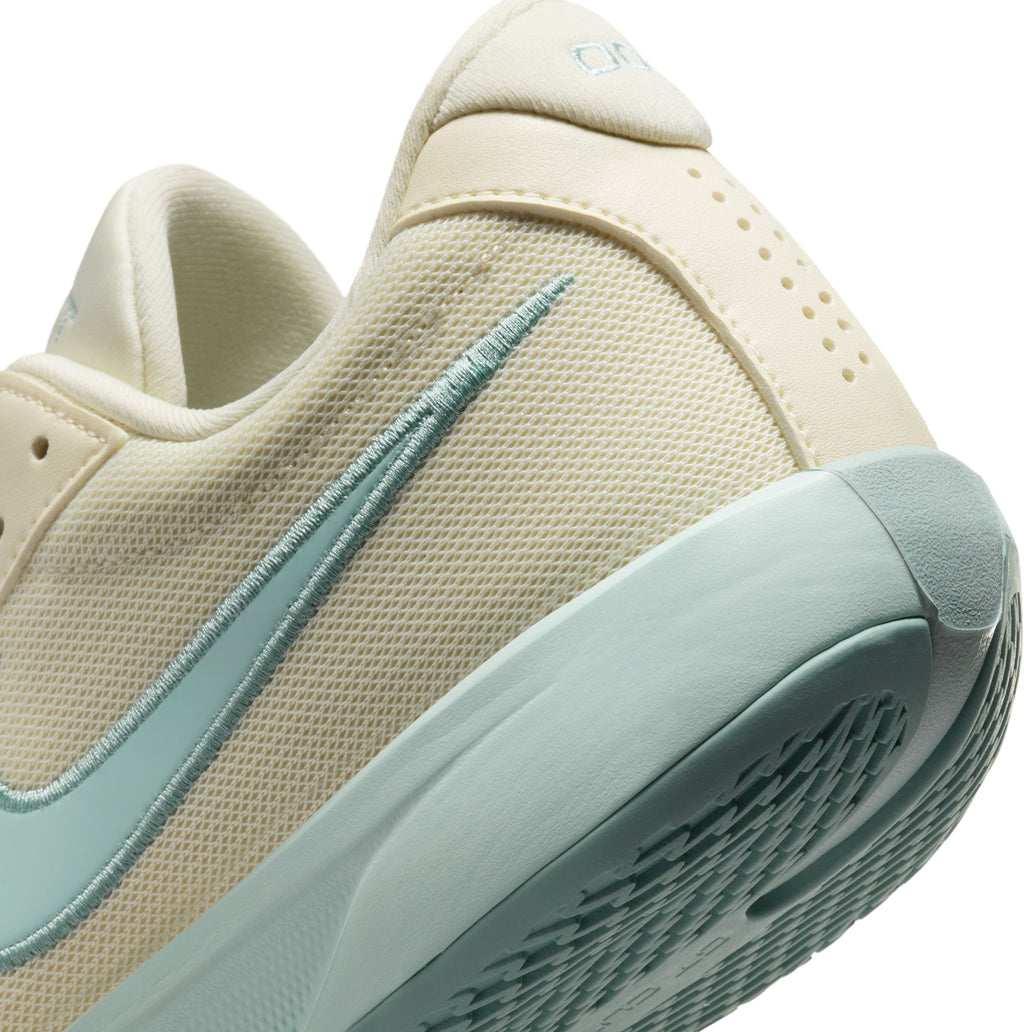 G.T. Cut Academy basketbalschoenen