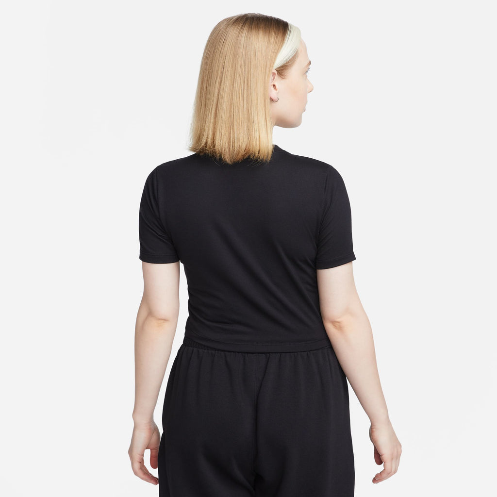 Sportswear Essentials shirt