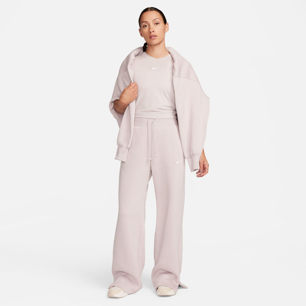 Sportswear Essentials shirt
