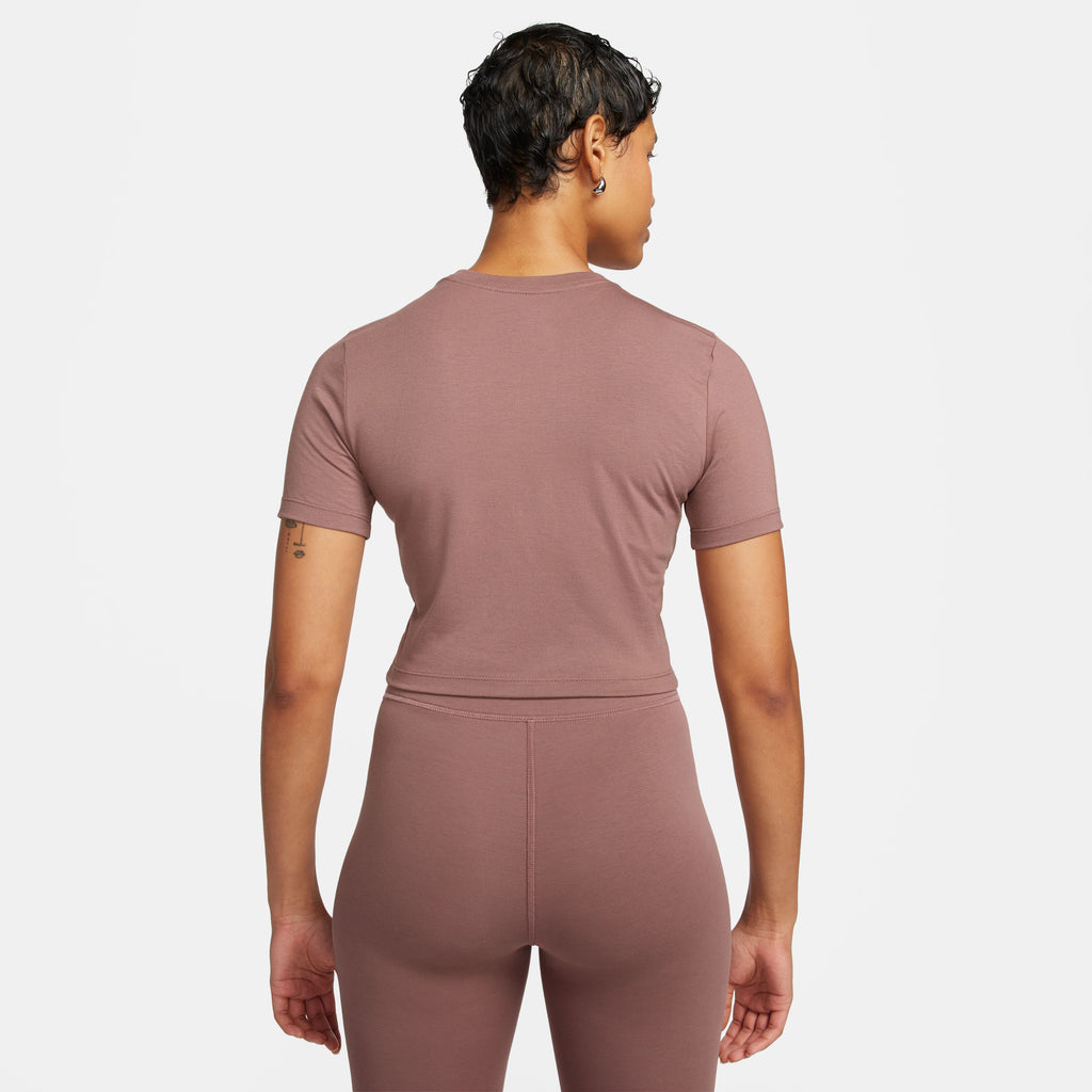 Sportswear Essentials shirt