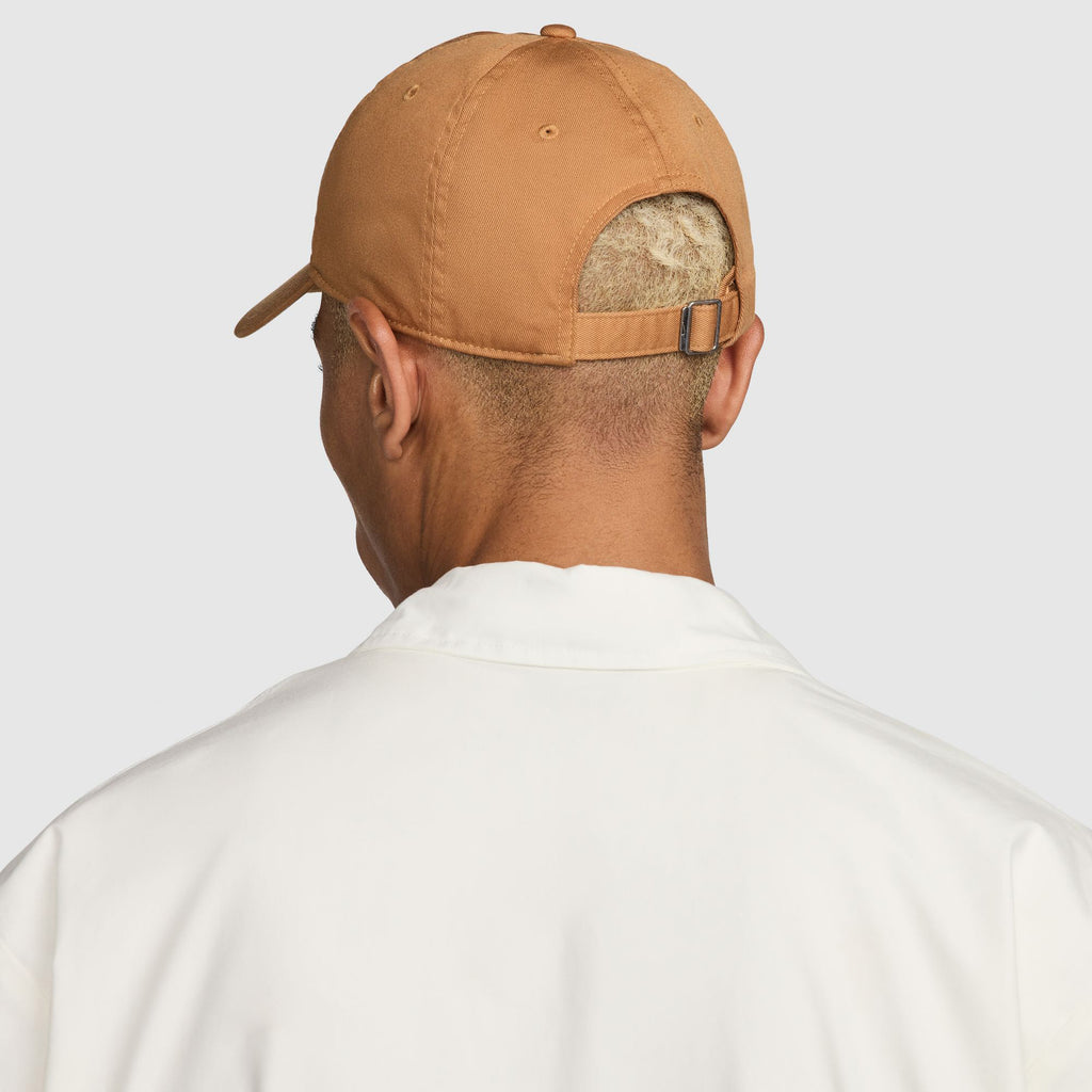 Unstructured Futura Club pet