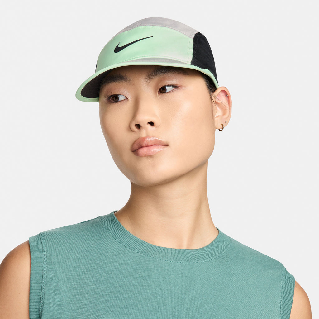 Dri-FIT Fly Unstructured Swoosh pet