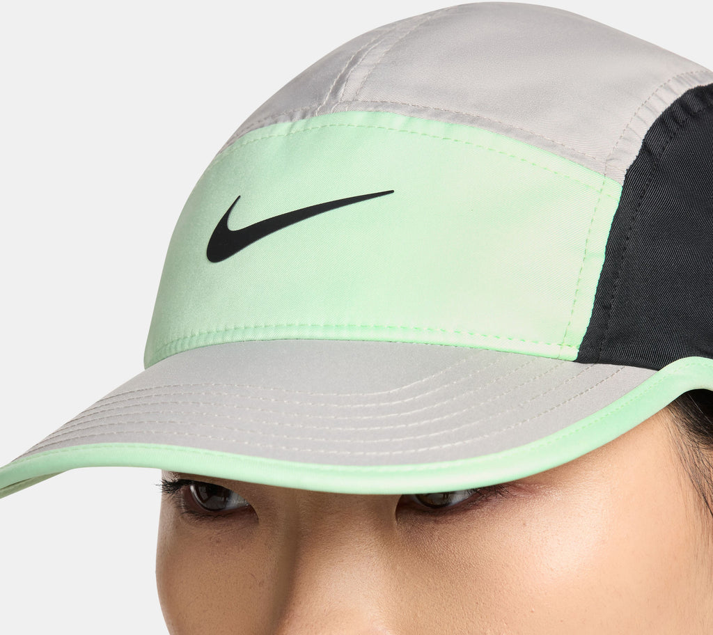 Dri-FIT Fly Unstructured Swoosh pet